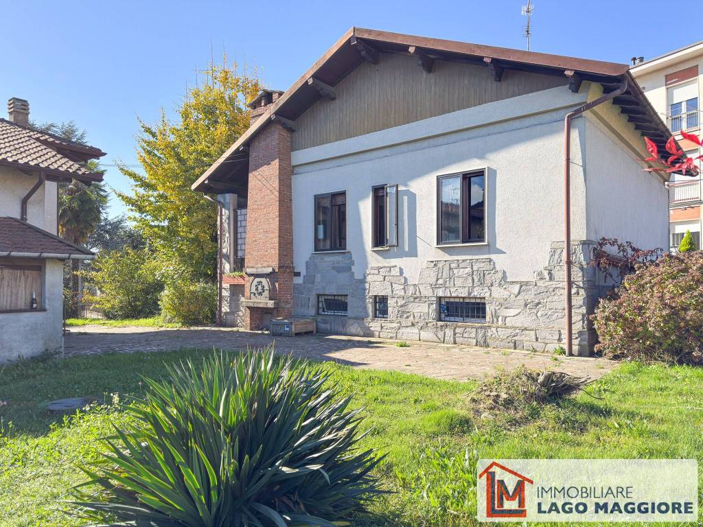 Villa a Sesto calende in Via Sempione - Foto 4