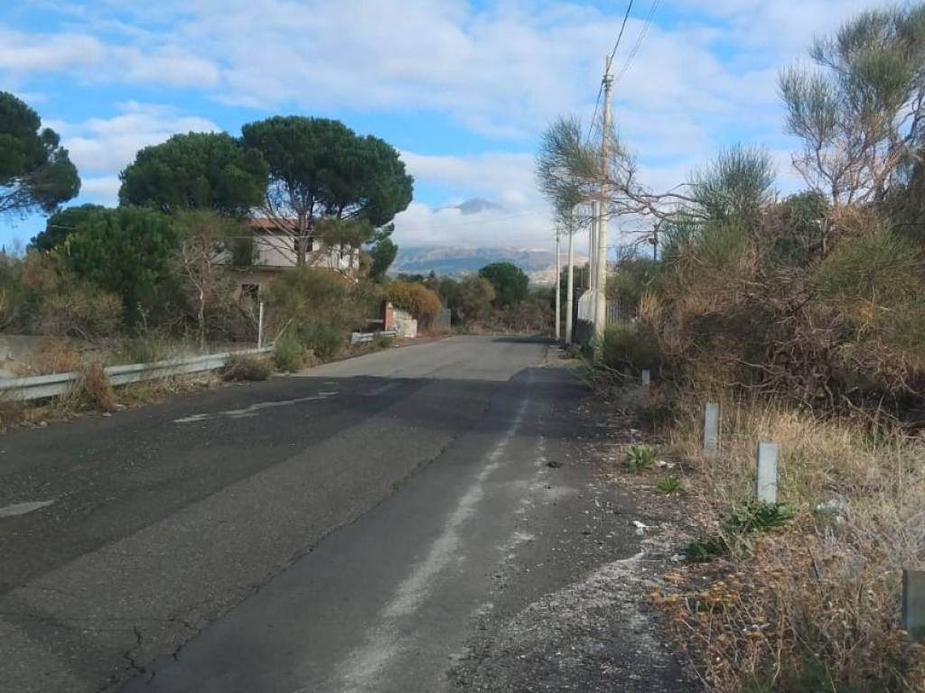 Terreno a Pedara - Foto 3