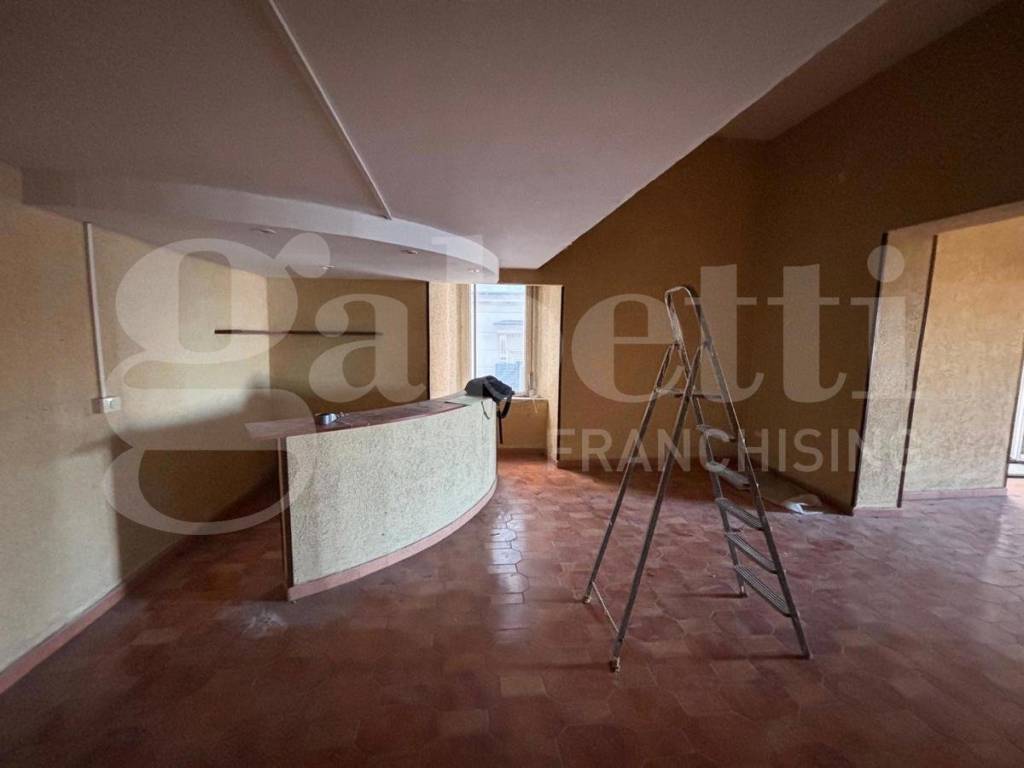Appartamento a Portici in Piazza San Ciro - Foto 4