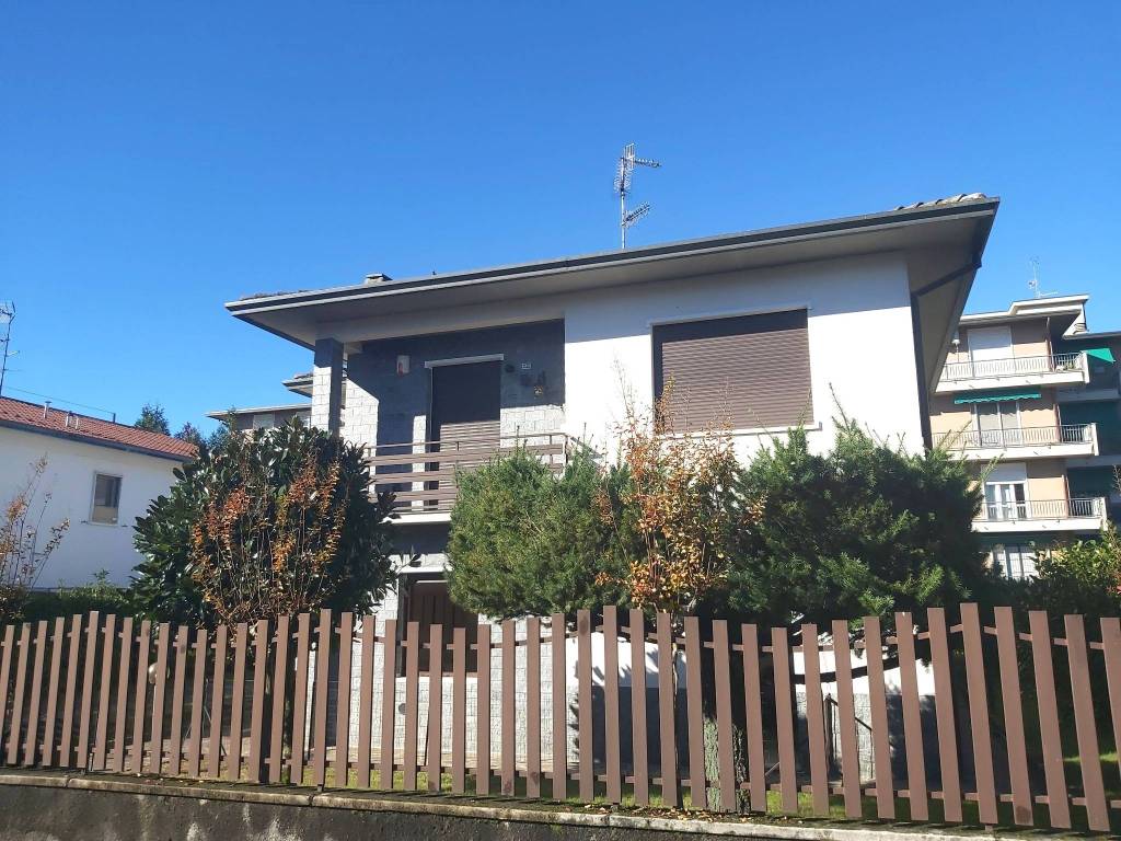Villa a Castiglione olona in Via Giuseppe Verdi - Foto 2