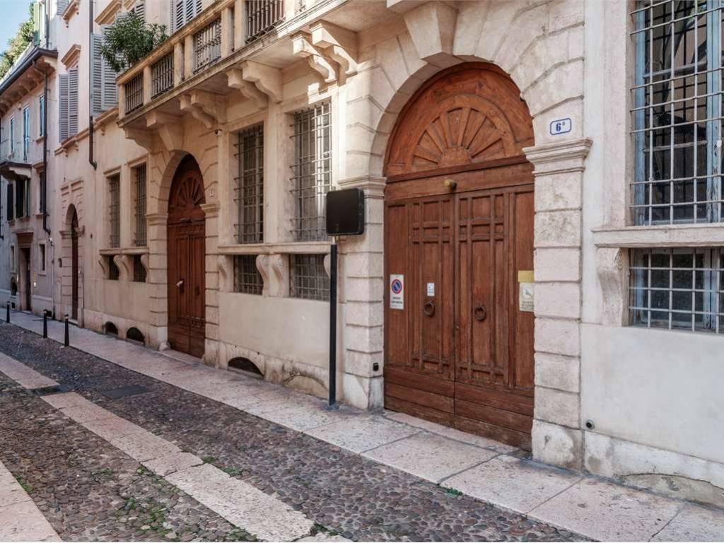 Appartamento a Verona in S.SALVATORE VECCHIO, 6/A - Foto 2