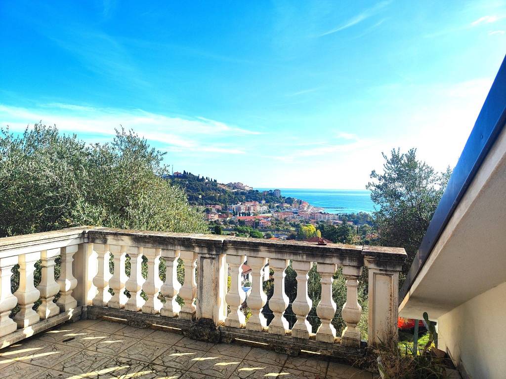 Villetta a schiera a Imperia in Strada Poggi, 95 - Foto 3