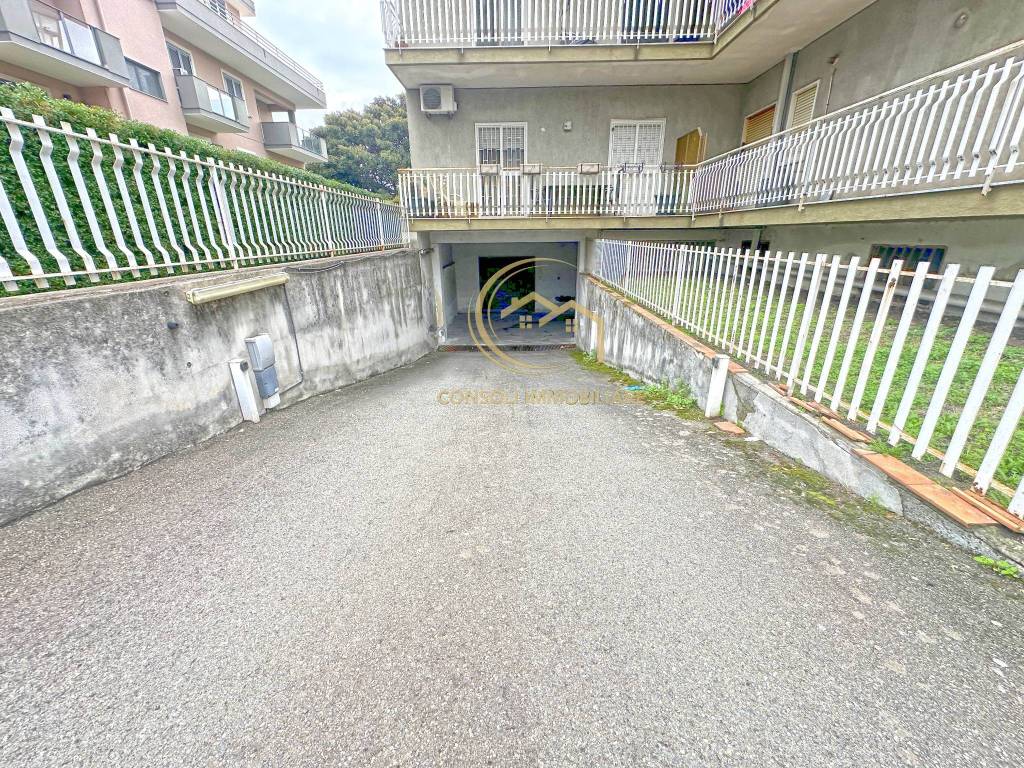 Box / garage a Giarre in Viale Aldo Moro - Foto 2