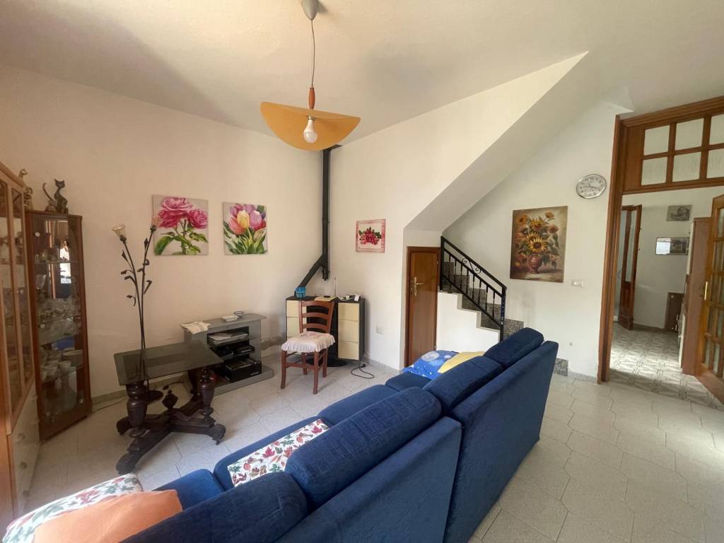 Villa a Guspini in Via Pio Piras - Foto 3