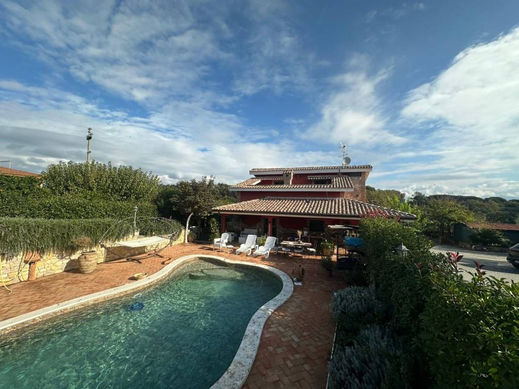 Villa a Lanuvio in Via delle Querce - Foto 3