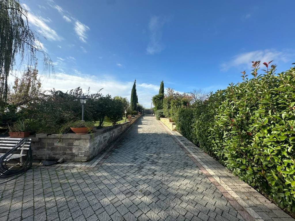 Villa a Lanuvio in Via delle Querce - Foto 5