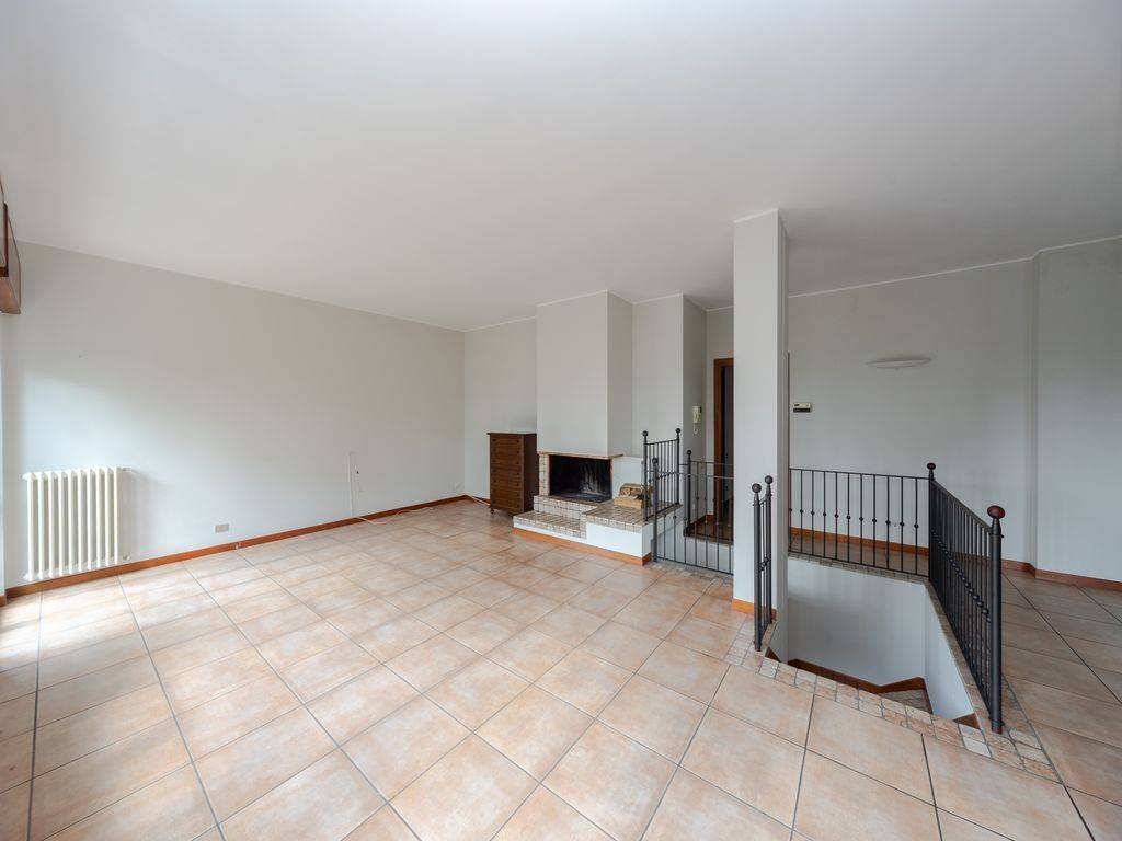 Villa a Sirtori in Via Giuseppe Garibaldi, 29 - Foto 3