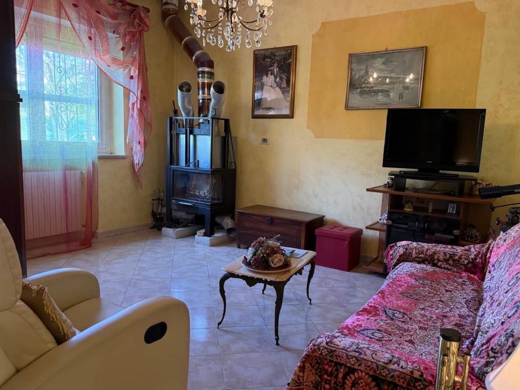 Appartamento a Piossasco in Via Pellerino, 9 - Foto 3