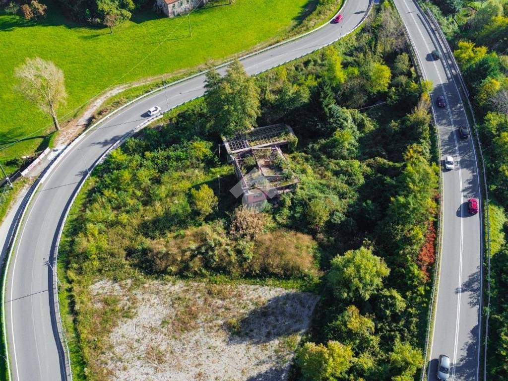 Terreno a Darfo boario terme in Via Valeriana, 8 - Foto 2