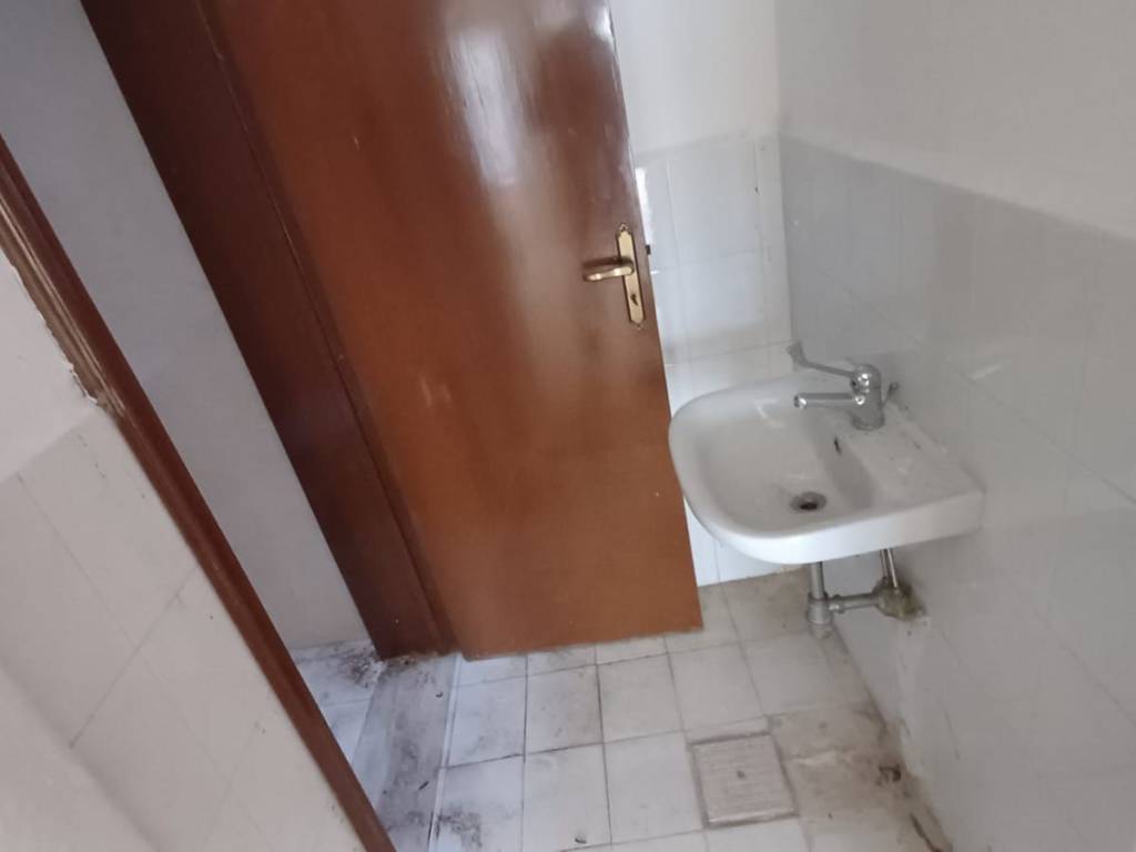 Immobile a Francavilla fontana in Via Giosuè Carducci, 9 - Foto 4