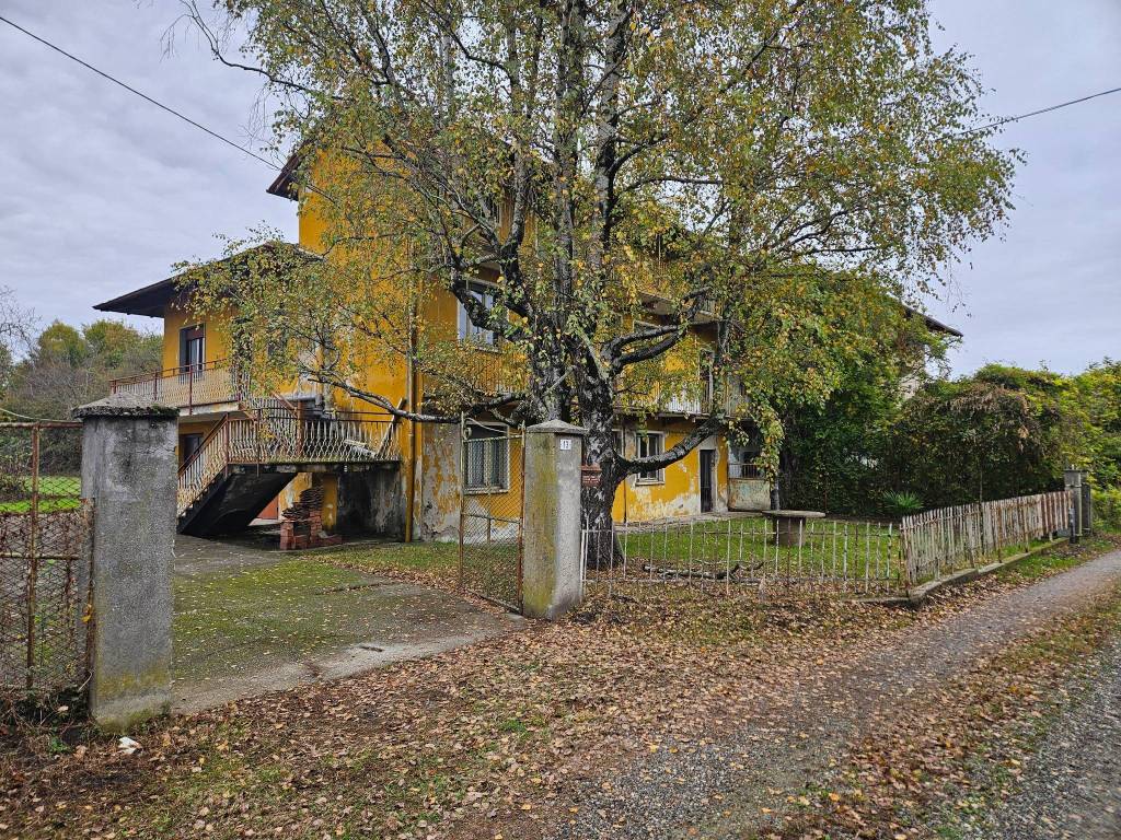 Rustico / casale a Oleggio in Via Parallela, 11 - Foto 5