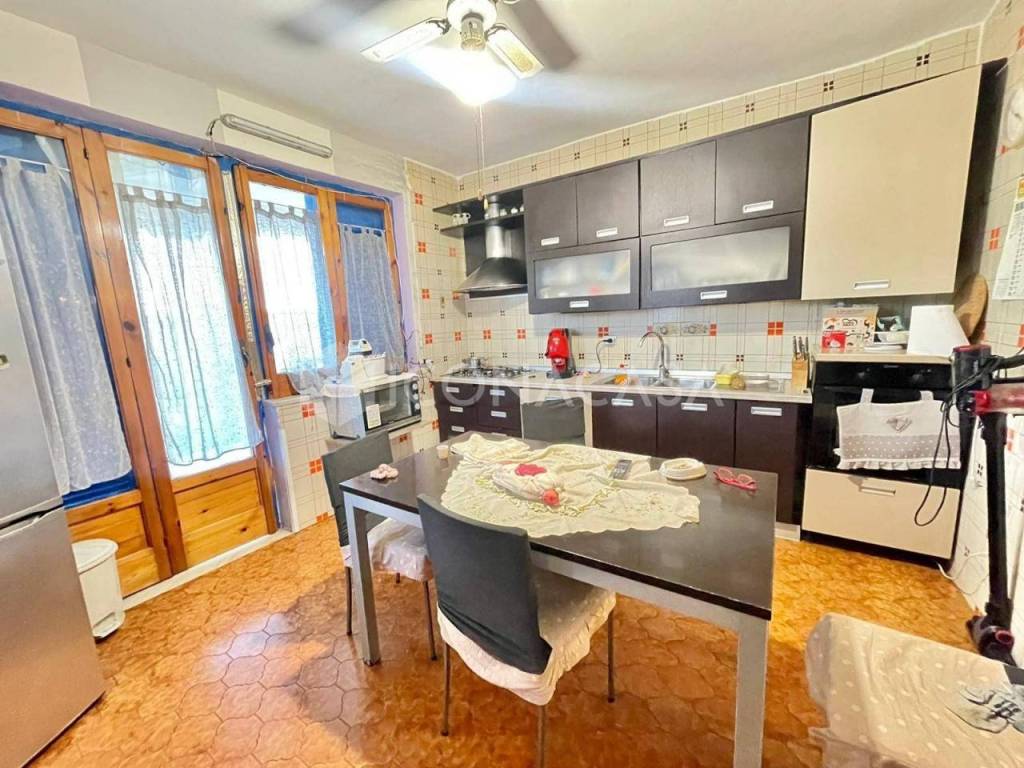 Appartamento a Castel volturno in Viale Giacomo Filippo Parodi - Foto 4