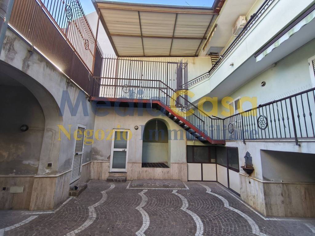 Casa indipendente a Casaluce in Corso Umberto I - Foto 2