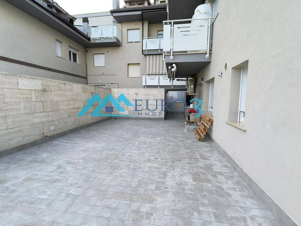 Appartamento a Ascoli piceno in Via Emidio Luzi - Foto 5