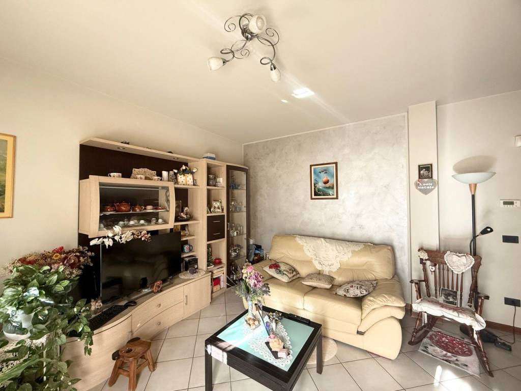 Appartamento a Calvenzano in Via Firenze - Foto 2