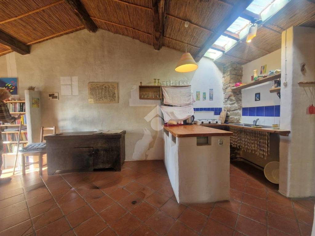 Appartamento a Molini di triora in VIA BRUGHEI - Foto 5