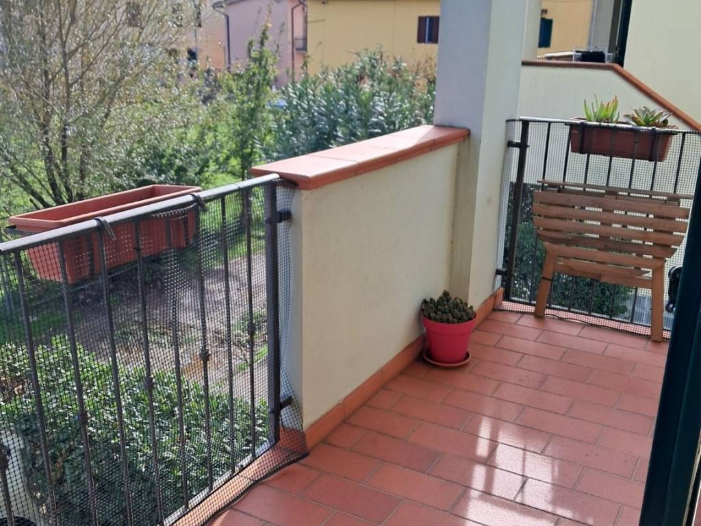 Appartamento a Campi bisenzio in Via delle Rose - Foto 3