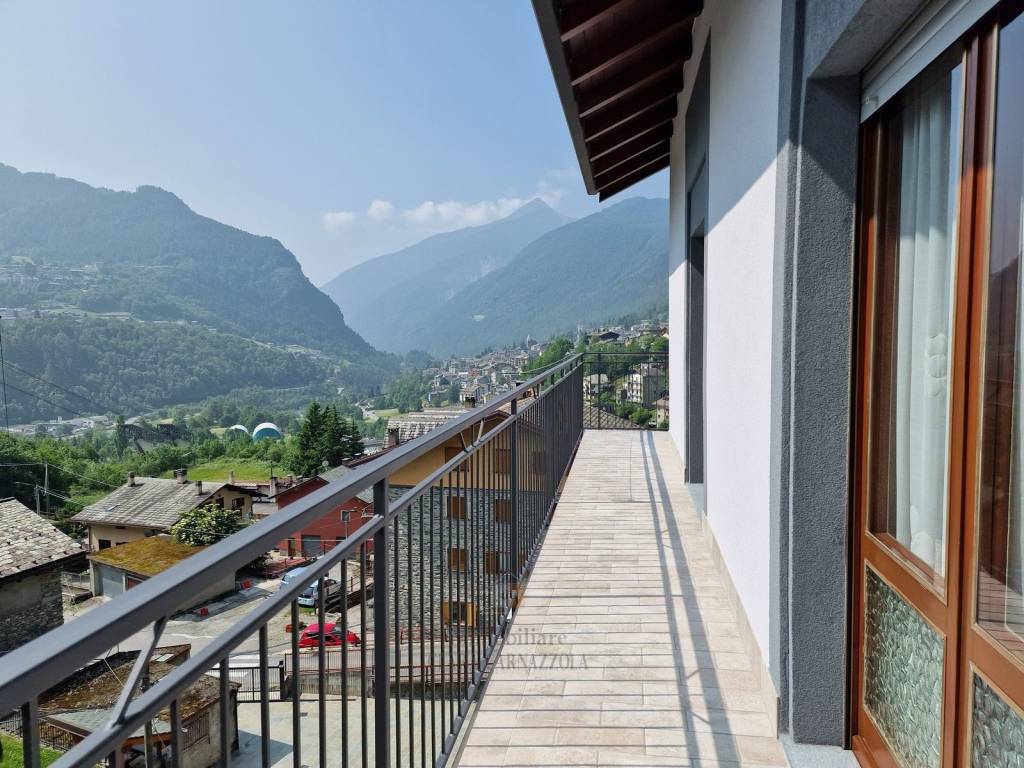 Appartamento a Chiesa in valmalenco in Contrada Curlo, 40 - Foto 2