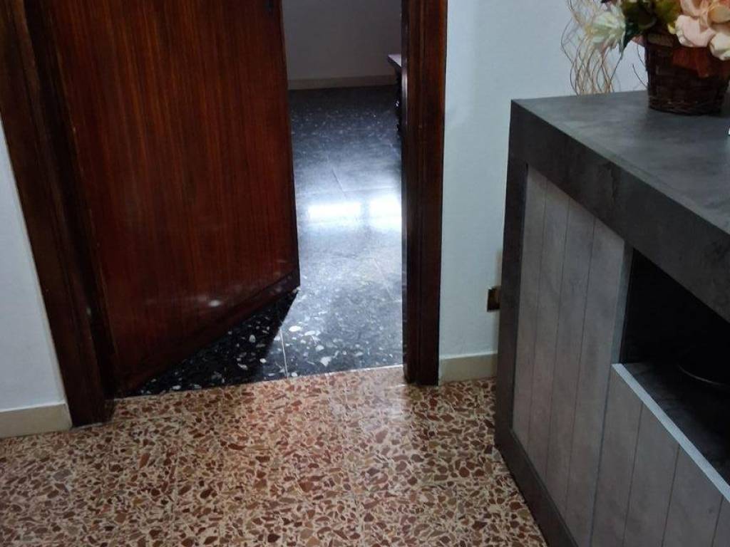 Appartamento a Campi bisenzio in via Pratese - Foto 2