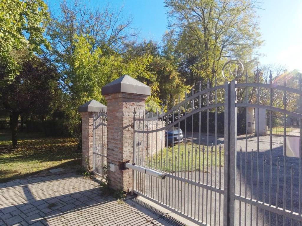 Villa a Castello d'argile in Via Primaria - Foto 5