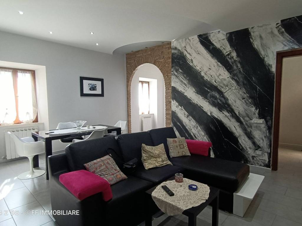 Appartamento a Penna san giovanni in Via Giacomo Leopardi - Foto 3