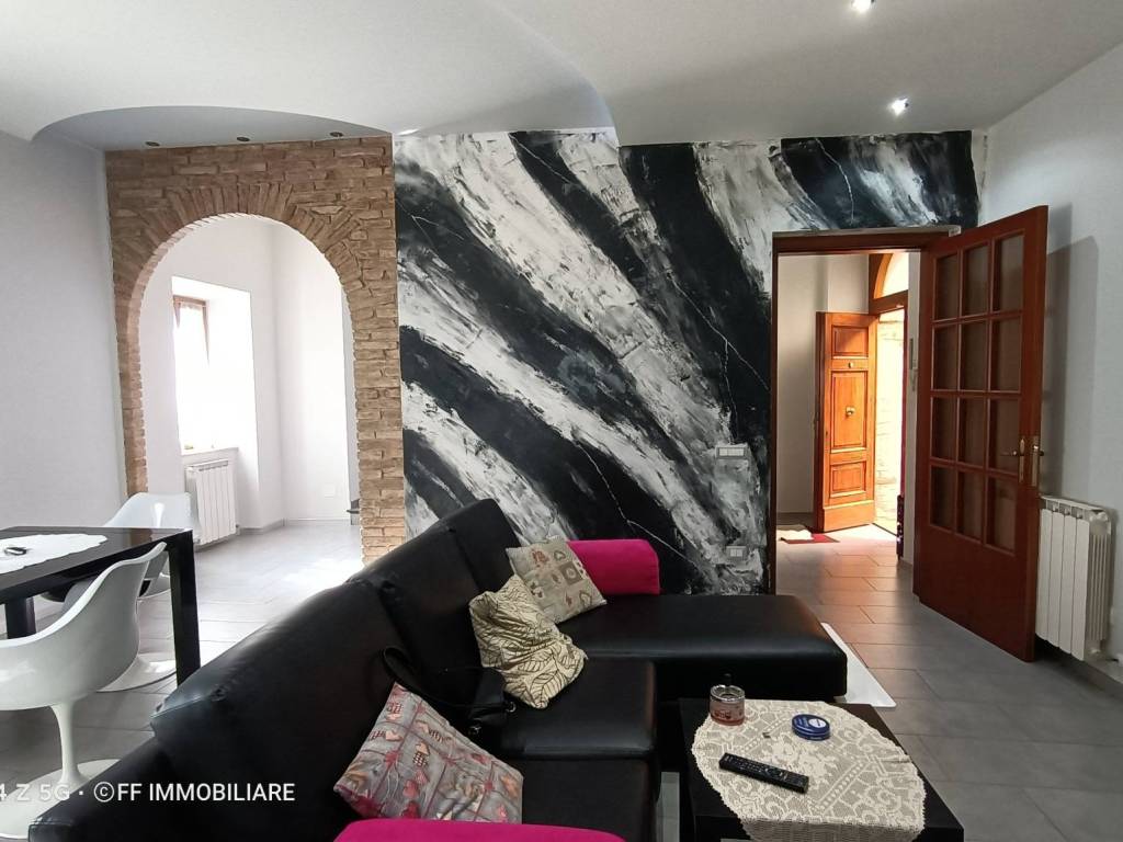 Appartamento a Penna san giovanni in Via Giacomo Leopardi - Foto 4