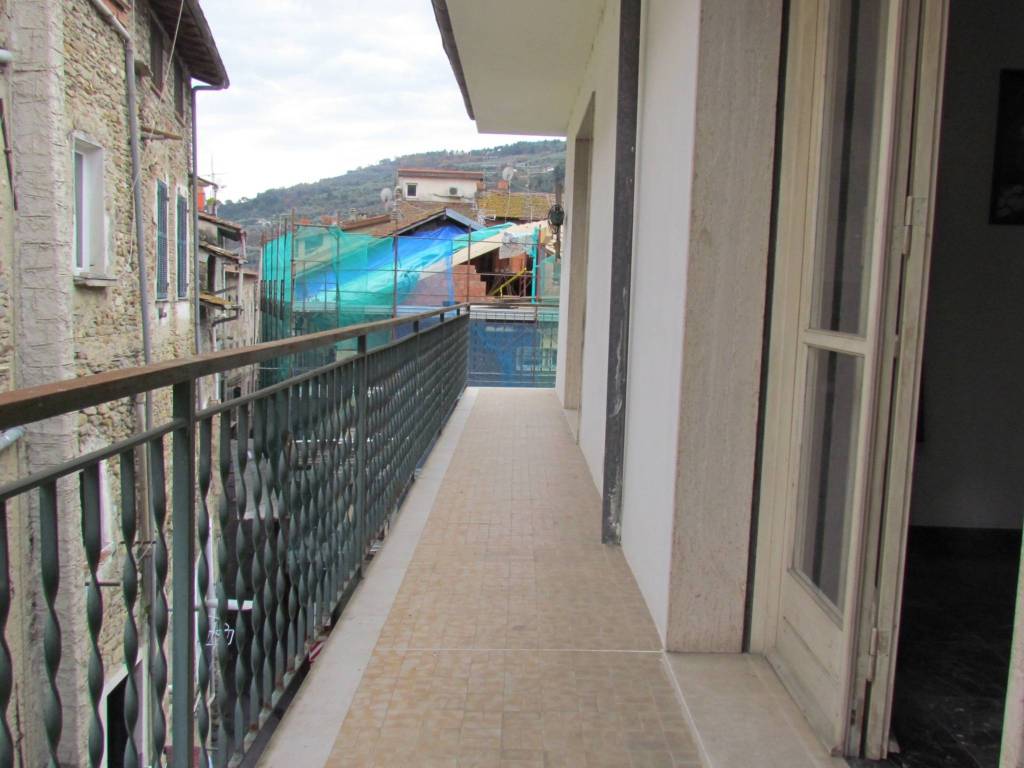 Appartamento a Dolceacqua in Via Roma - Foto 2