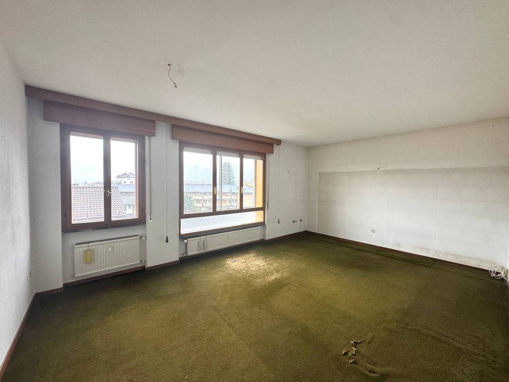 Appartamento a Tolmezzo in Via della Vittoria, 22 - Foto 2