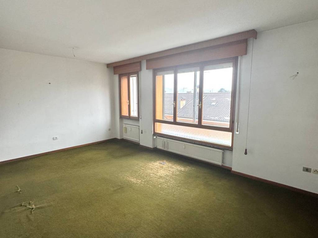 Appartamento a Tolmezzo in Via della Vittoria, 22 - Foto 3