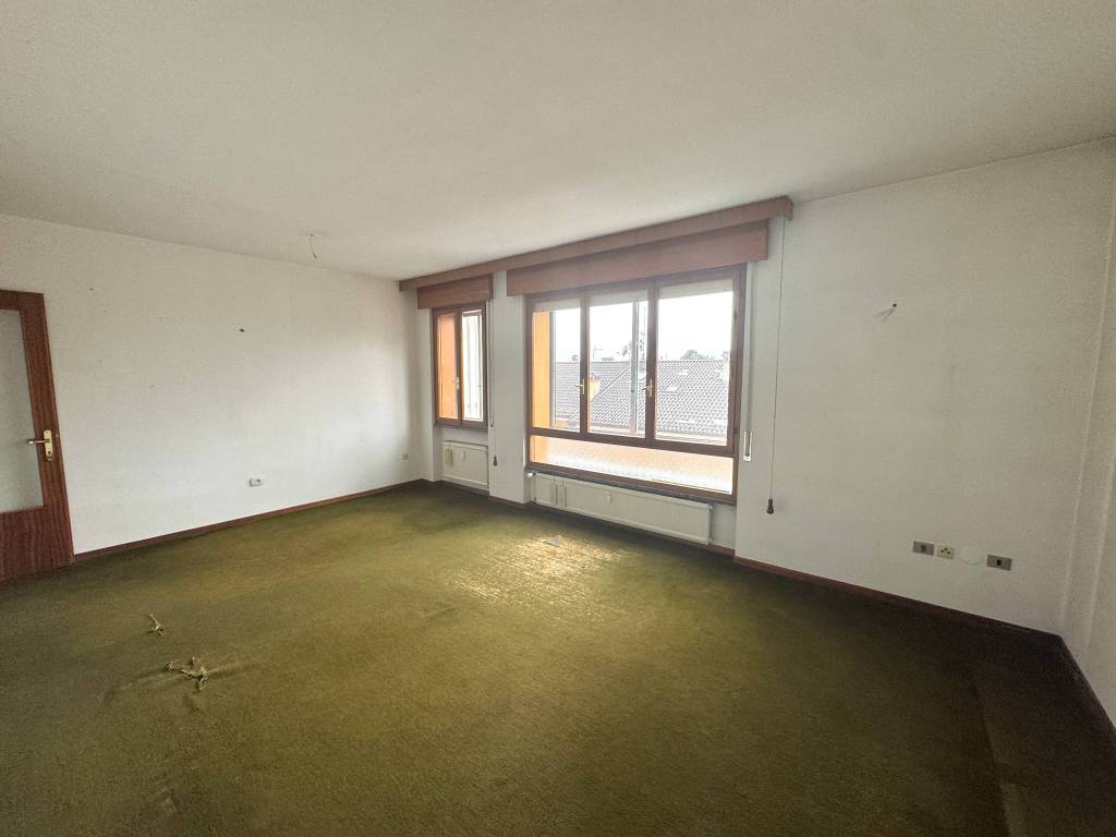 Appartamento a Tolmezzo in Via della Vittoria, 22 - Foto 4