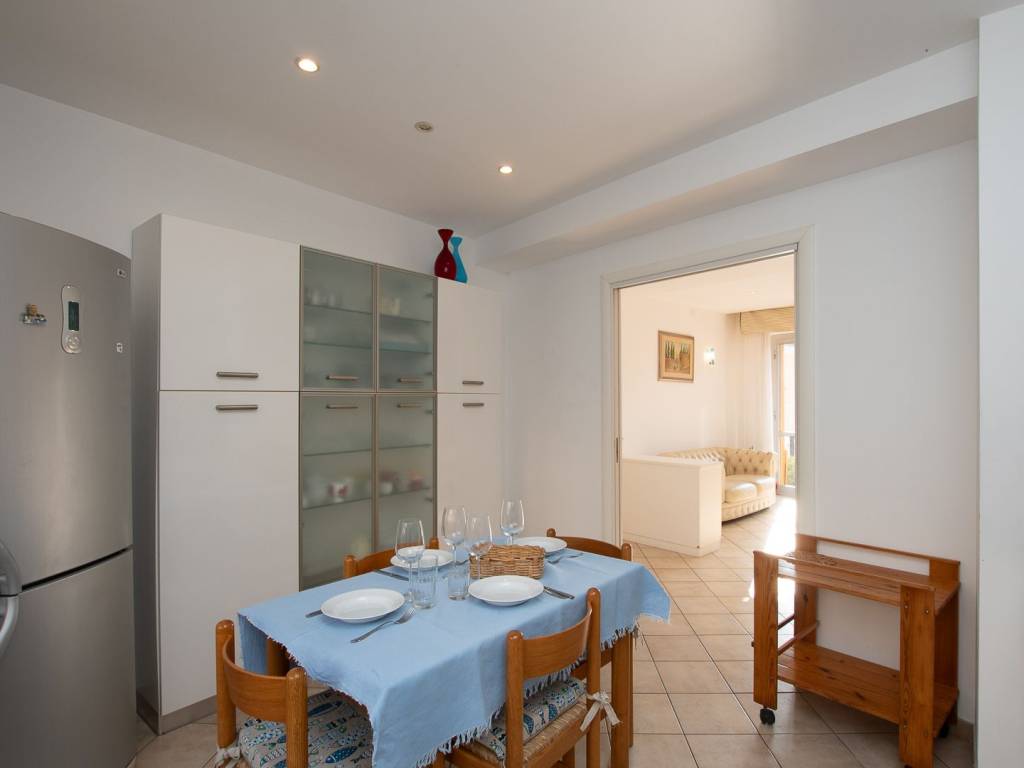 Appartamento a Finale ligure in Via Paolo Cappa - Foto 4