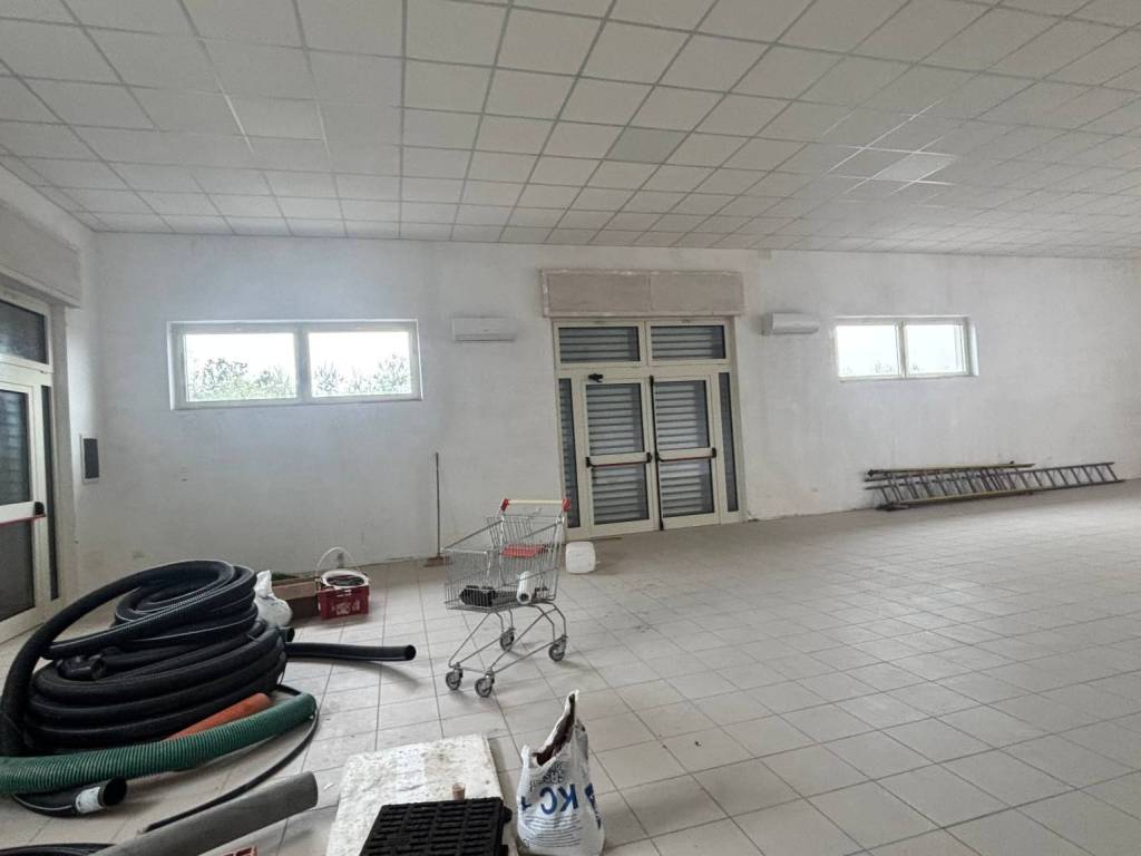 Immobile a Alatri in strada statale 155, 456 - Foto 3