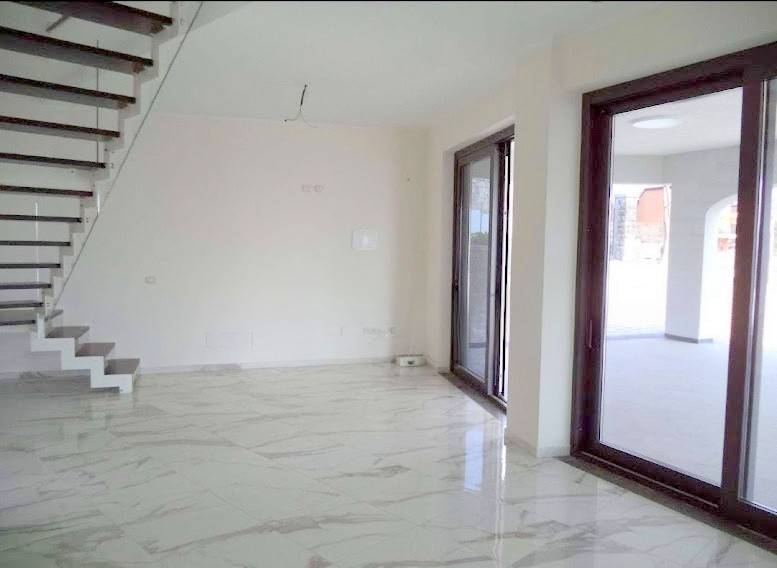 Villa a Viagrande in Via Caronda - Foto 5