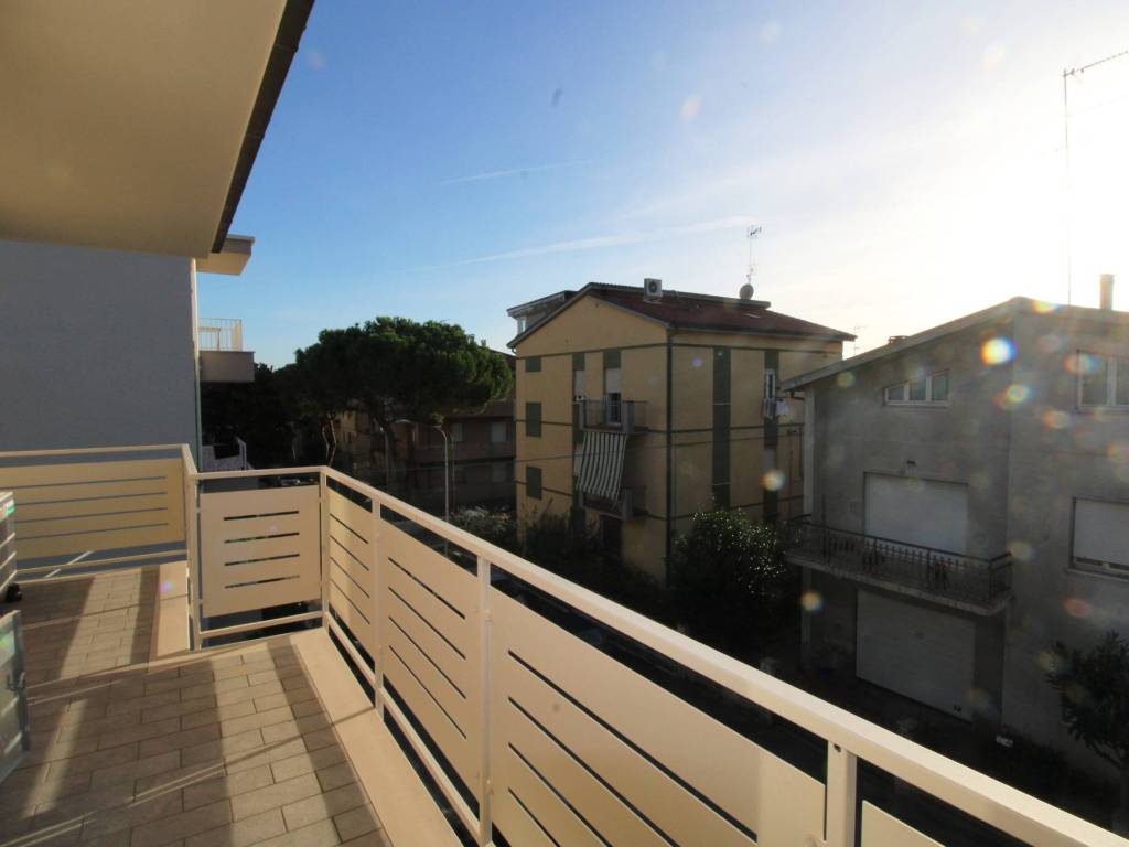 Appartamento a Civitanova marche in Via Antonio Fogazzaro, 23 - Foto 2