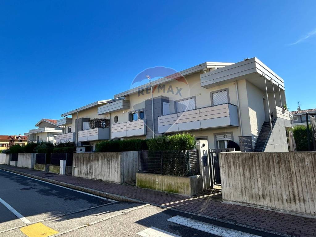 Appartamento a Bonate sopra in TORQUATO TASSO, 29 - Foto 2