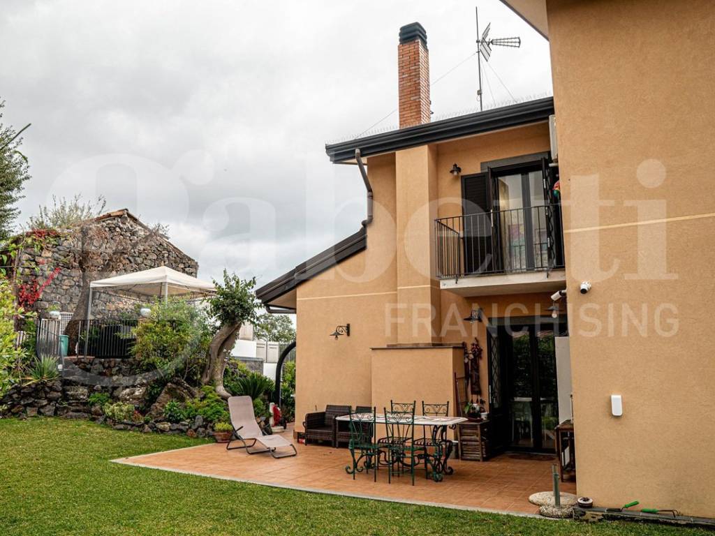 Villa a Aci bonaccorsi in Via Calcara, 11 - Foto 2