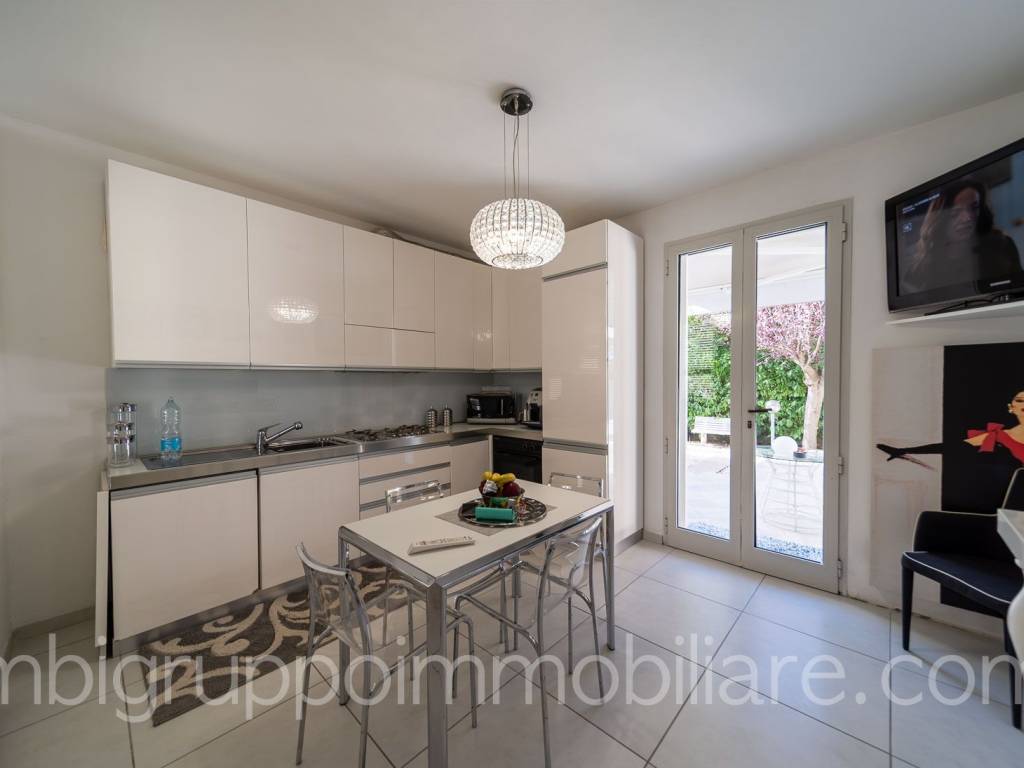 Casa indipendente a Rimini in Via Montescudo, 259 - Foto 3