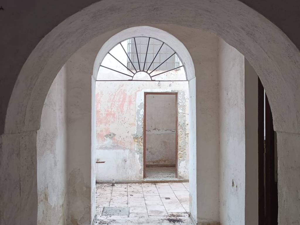 Villa a Galatone in Via Massimo d'Azeglio, 17 - Foto 2