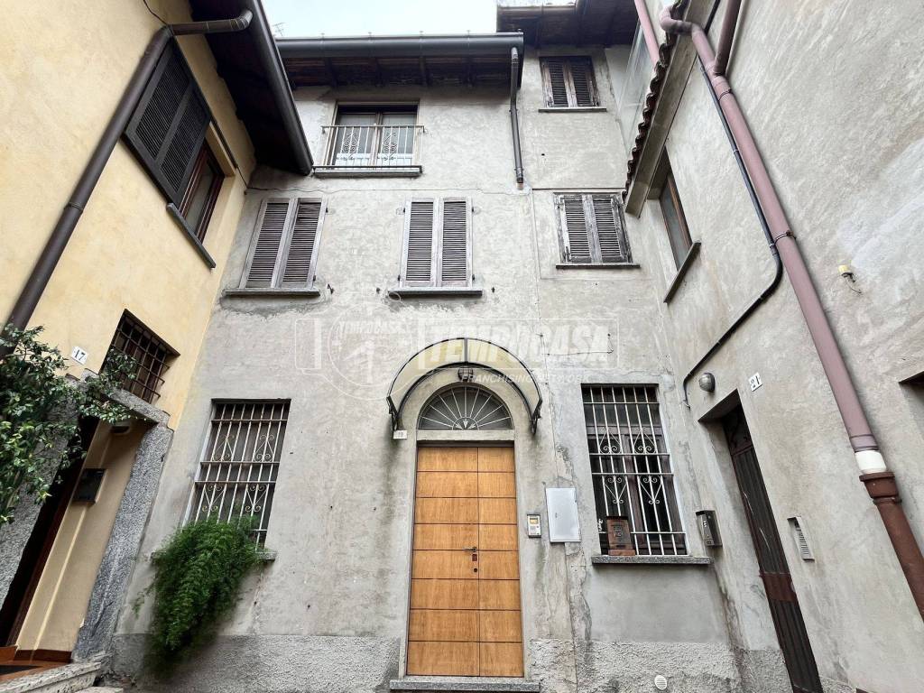 Casa indipendente a Monticello brianza in Via san michele 19 - Foto 3