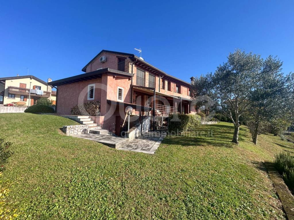 Villa a Moruzzo in Via Del Pascut, 48 - Foto 3