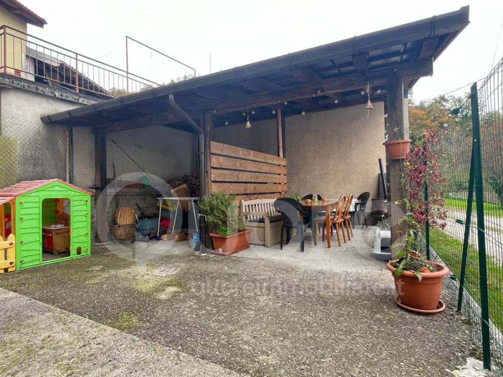 Casa indipendente a Verzegnis in Piazza Divisione Julia, 2 - Foto 4