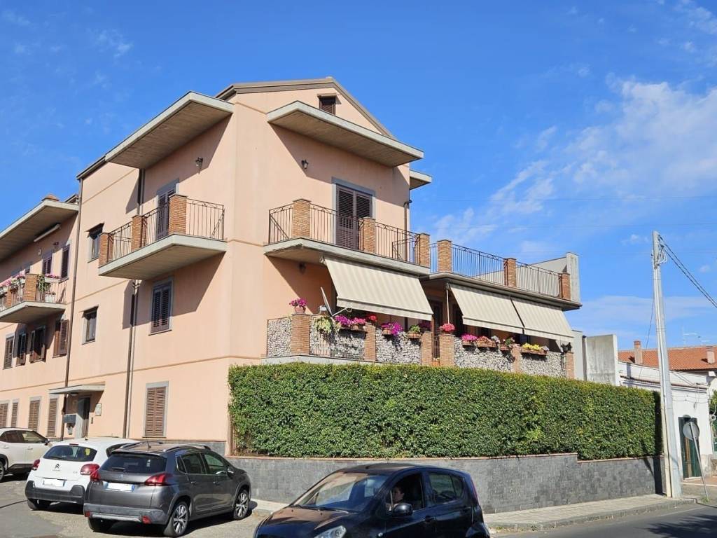 Attico / mansarda a Tremestieri etneo - Foto 2