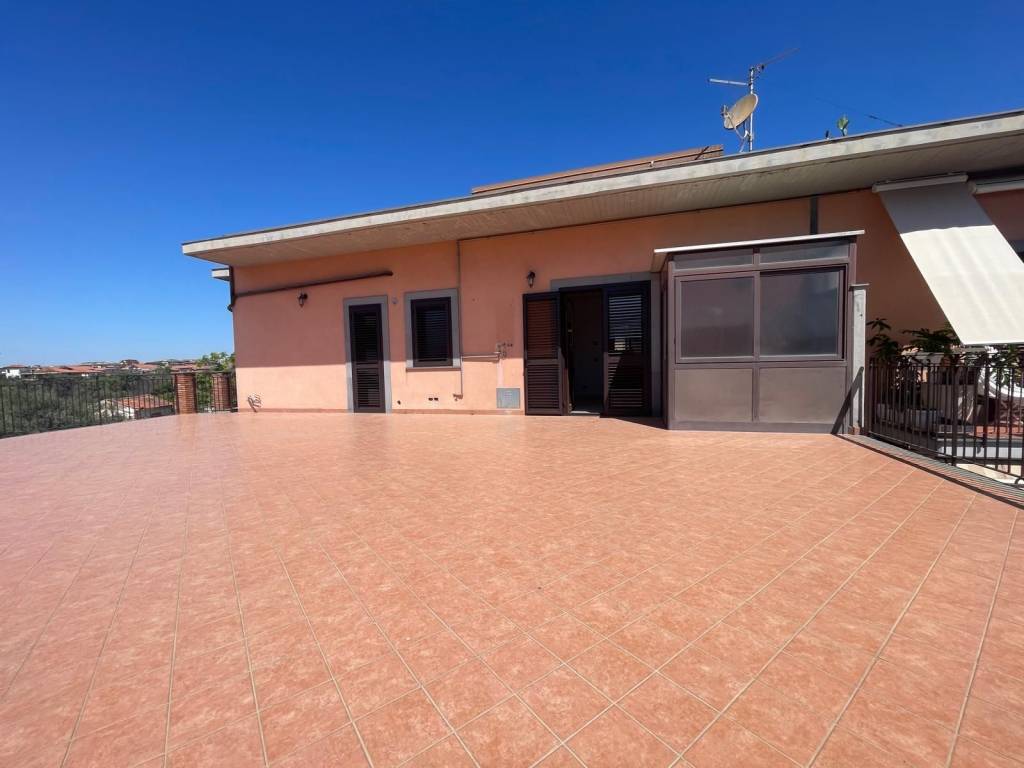 Attico / mansarda a Tremestieri etneo - Foto 4