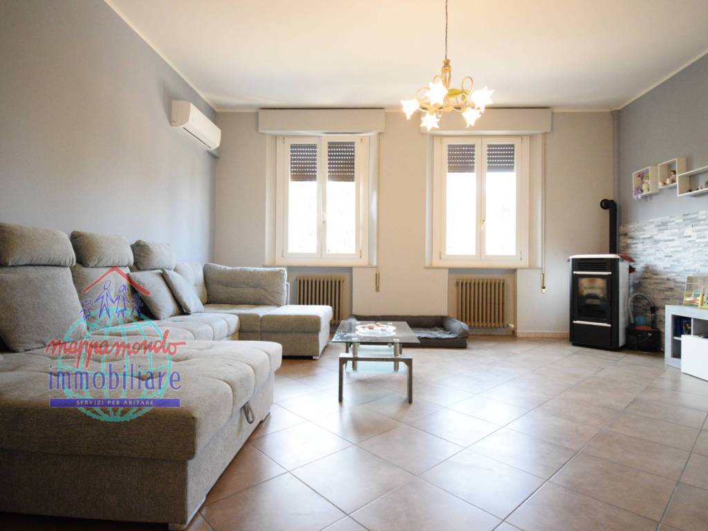 Appartamento a Terre del reno in VIA STATALE, 156 - Foto 3