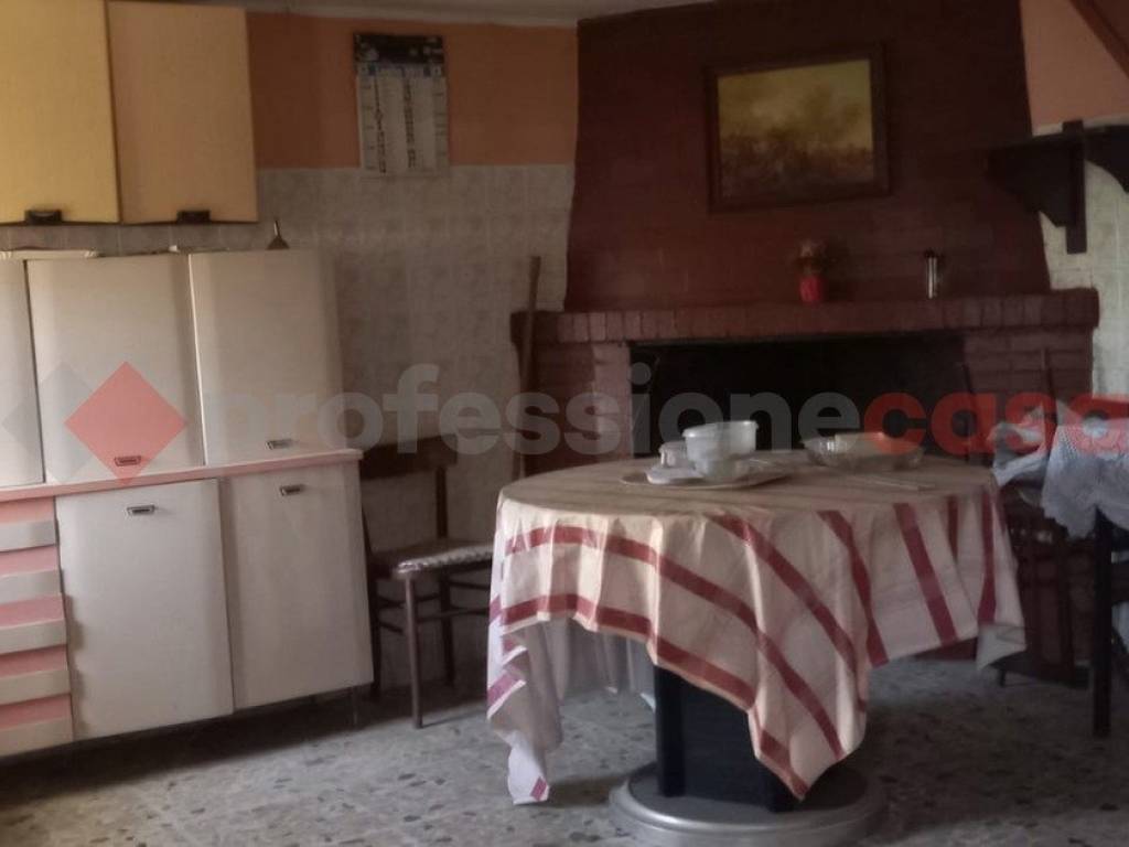 Appartamento a Vico nel lazio in Via casappo, 39 - Foto 2