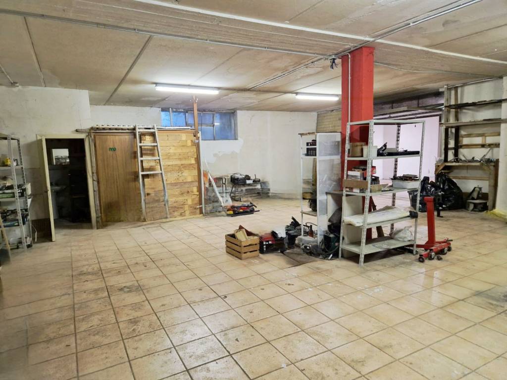 Box / garage a Spoleto in Via Giorgio Ambrosoli - Foto 2