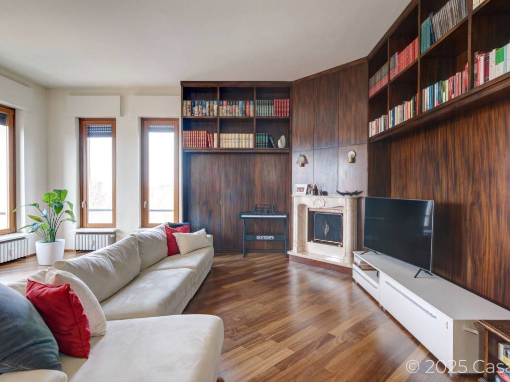 Attico / mansarda a Vigevano in Piazza Alessandro Volta, 17 - Foto 3