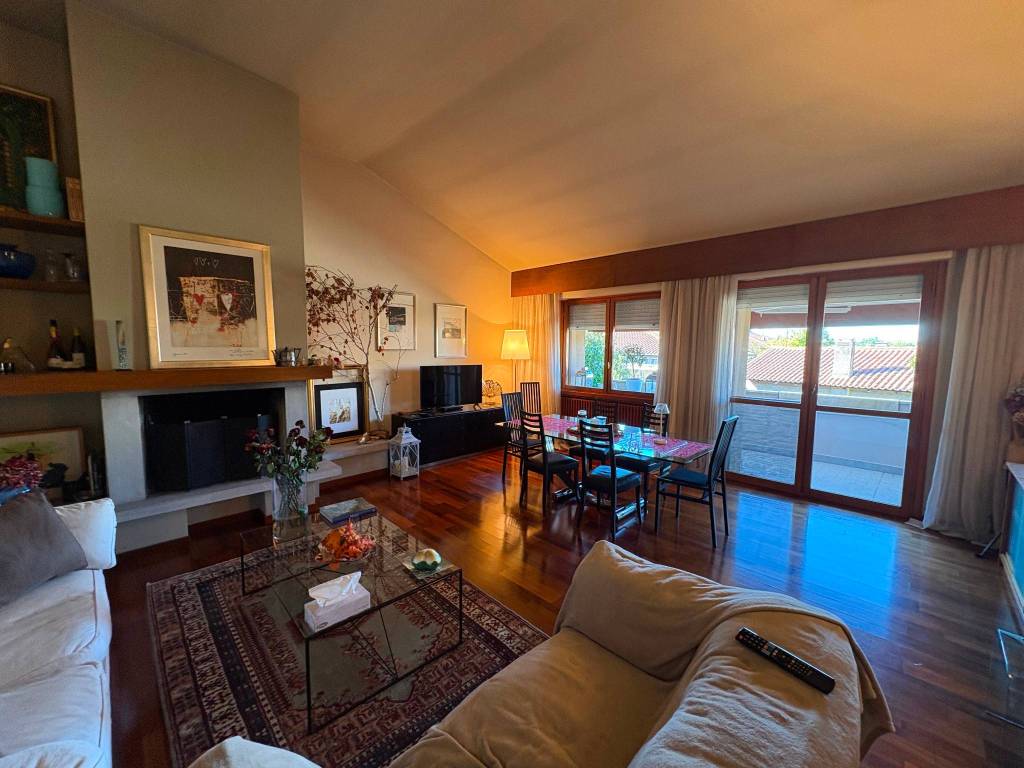 Appartamento a Tavagnacco in Piazza Giuseppe Garibaldi - Foto 4