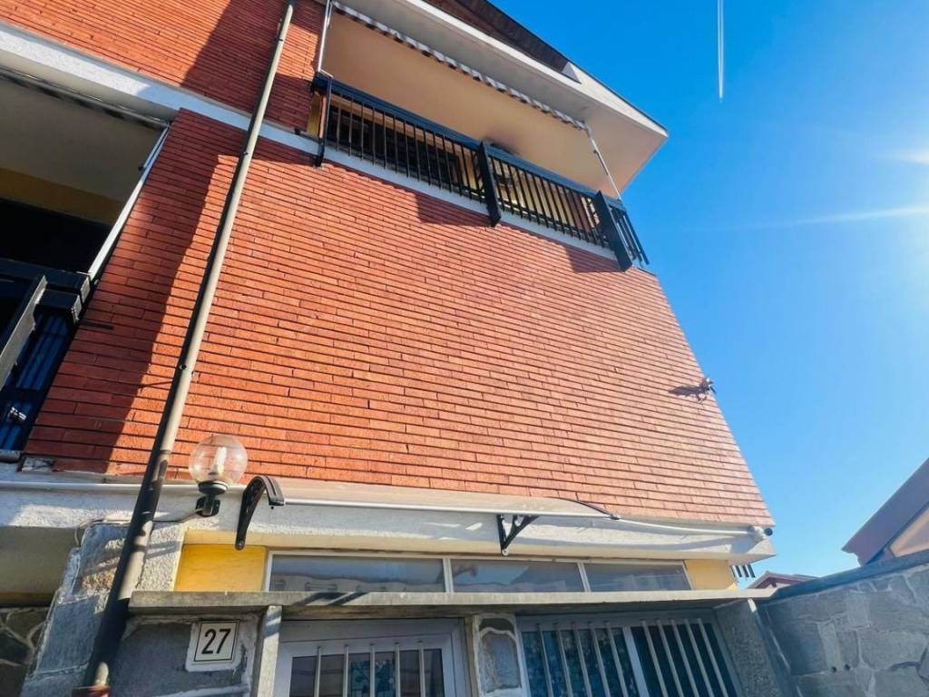 Villa a Orbassano in Via Fabio Filzi, 27 - Foto 4