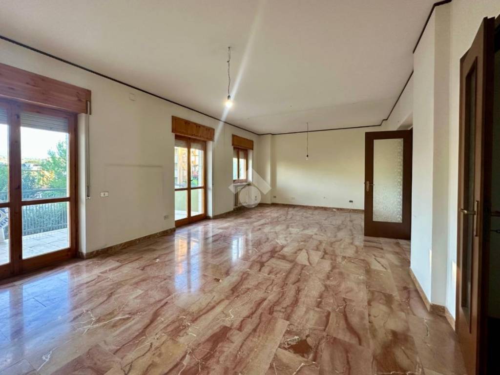Appartamento a Rende in Via Giuseppe Ungaretti, 59 - Foto 2